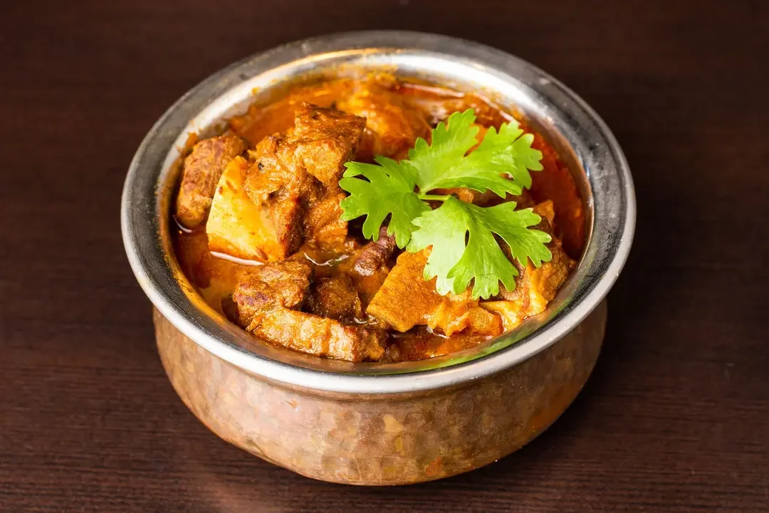 Authentic Indian curry dishes at Tandoor House Restaurant Winnipeg